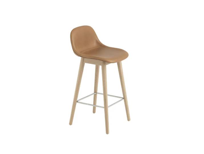 Muuto Fiber Barstuhl mit Rückenlehne 65 cm Leder refine cognac-Eichenholzbeine