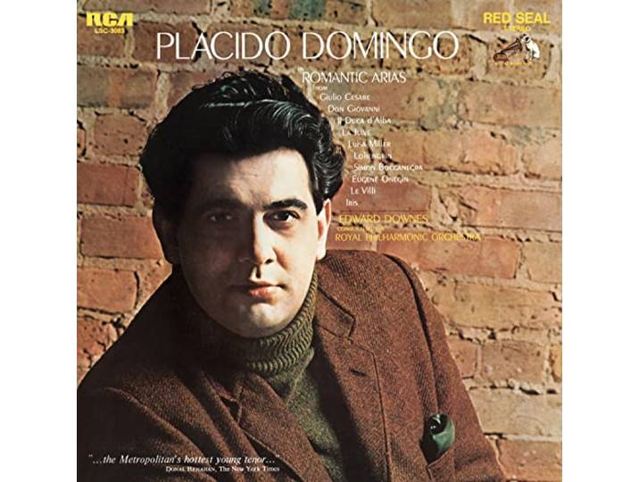 Domingo Sings Caruso