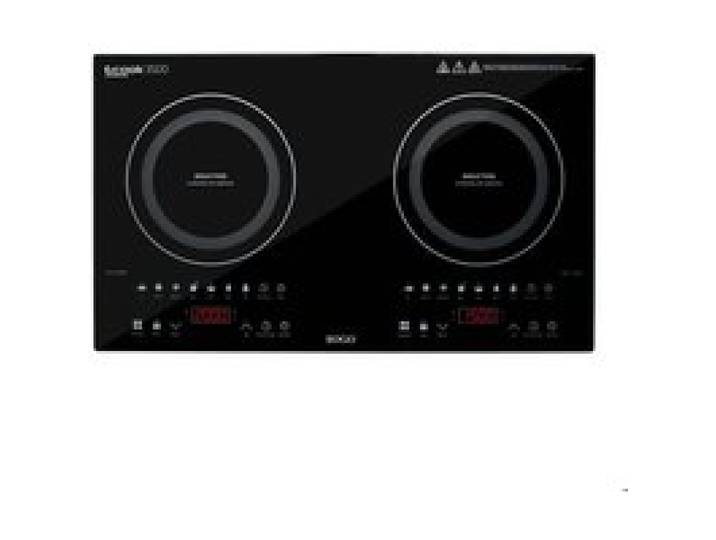 Plaque induction double feu portable commande tactile minuterie 7 menus surfaces 30 cm puissances 1500 W et 2000 W