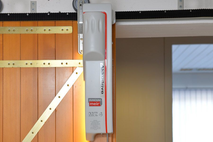 Rundum Meir Spezial-Torantrieb MZ 4 Akku für Rundum-Tore mit 1 Handsender, bis 3000 mm Torbreite