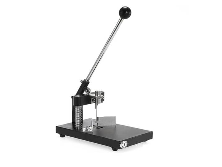 Eckenrundungs-Schneidemaschine R6 R10 Eckenstanze Papierhaltevorrichtung Höhe Hochleistungsfähig for die Druckverpackungsindustrie(Black with R6 R10)