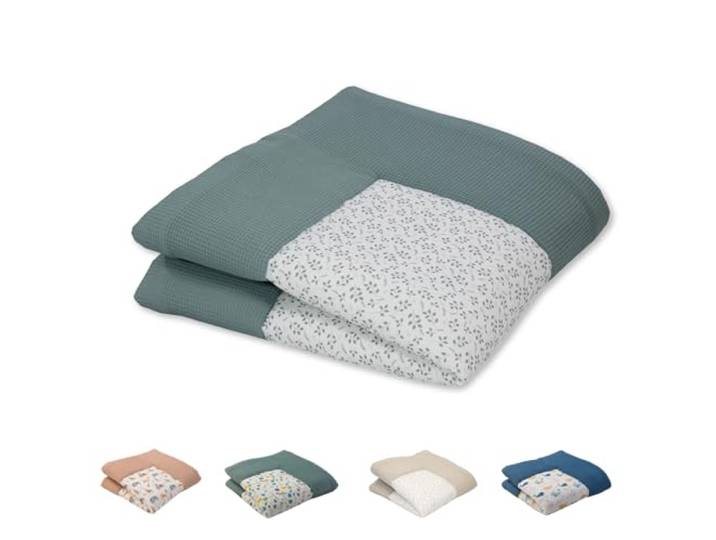 ULLENBOOM ® Baby Krabbeldecke 140x140 cm gepolstert - Floral-Grün (Made in EU) - XXL Krabbeldecke für Baby mit 100% OEKO TEX Baumwolle, ideal als Babydecke & Spieldecke