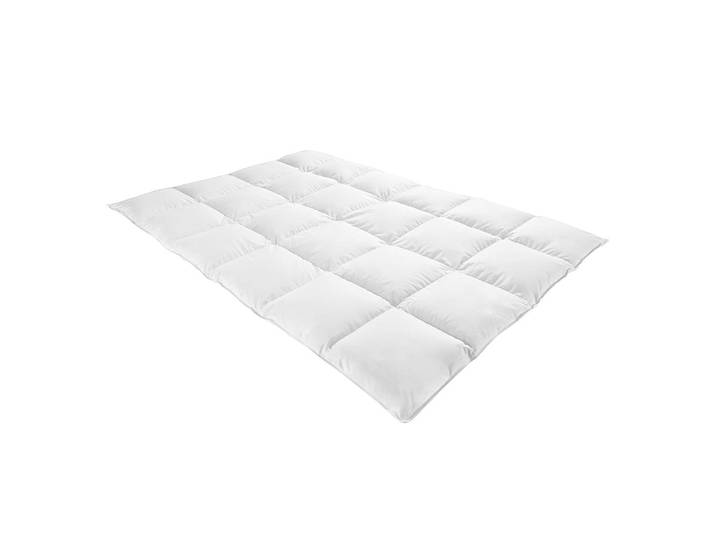 Couette à cassettes 135 x 200 cm Blanc 90% duvet, 10% plumes d´oie Housse de coussin : 100 % coton Rembourrage : 90 % duvet d'oie, 10 % plumes