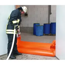 Flexible Tür-/Tor-Abdichtung zur Befüllung mit Wasser, 2 Meter, mit Wandbehälter und Aufkleber