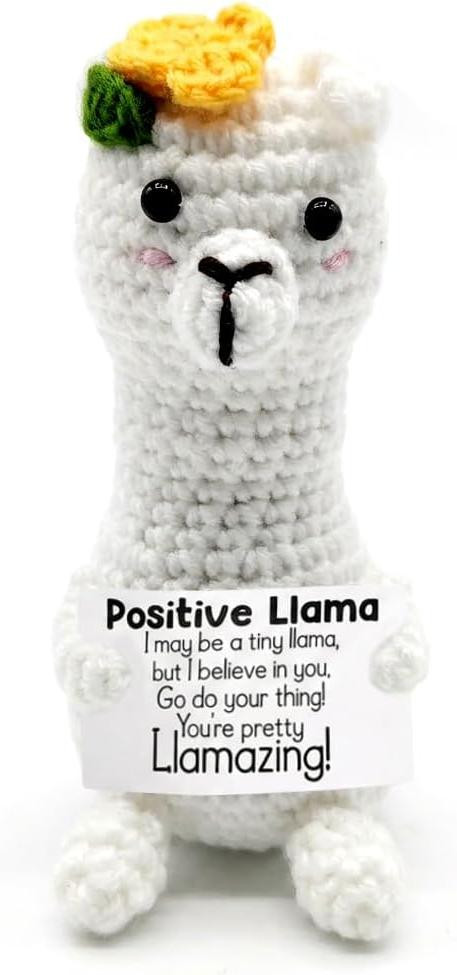 Gehaakte alpaca knuffel met spreuk voor op je bureau
