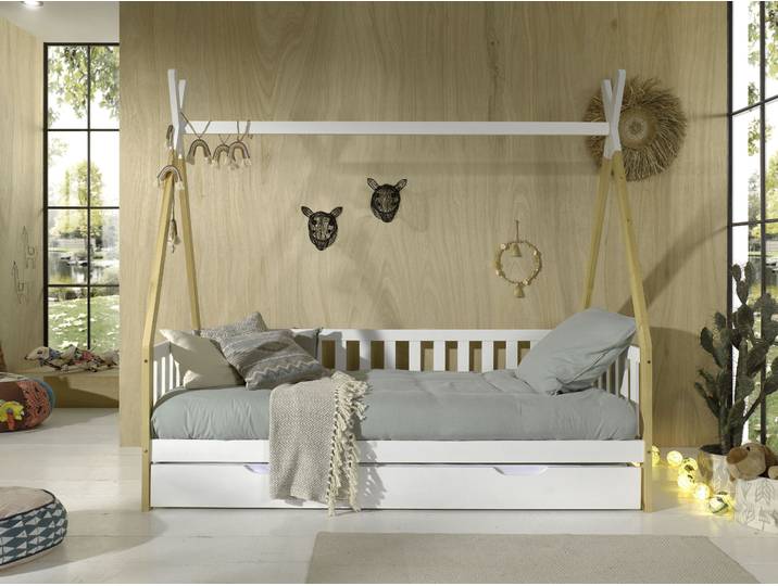 Kinderbett VIPACK Tipi, mit Querstange in Zelt-Optik, Kiefer massiv , weiß (natur, weiß), B:96cm H:185,1cm L:206cm, Betten, Kinderbett, inklusive Rolllattenrost und wahlweise mit Bettschublade