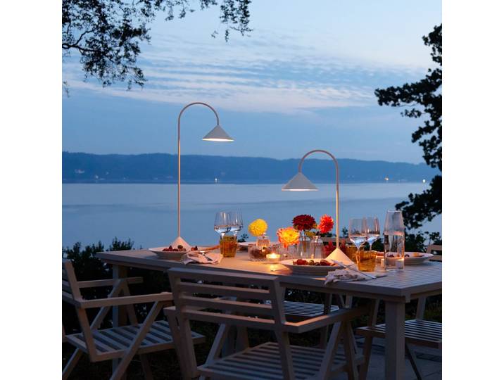 Grasp LED-Akku-Stehleuchte H72 Weiß - FRANDSEN - Balkon - Design - Metall - Einflammig