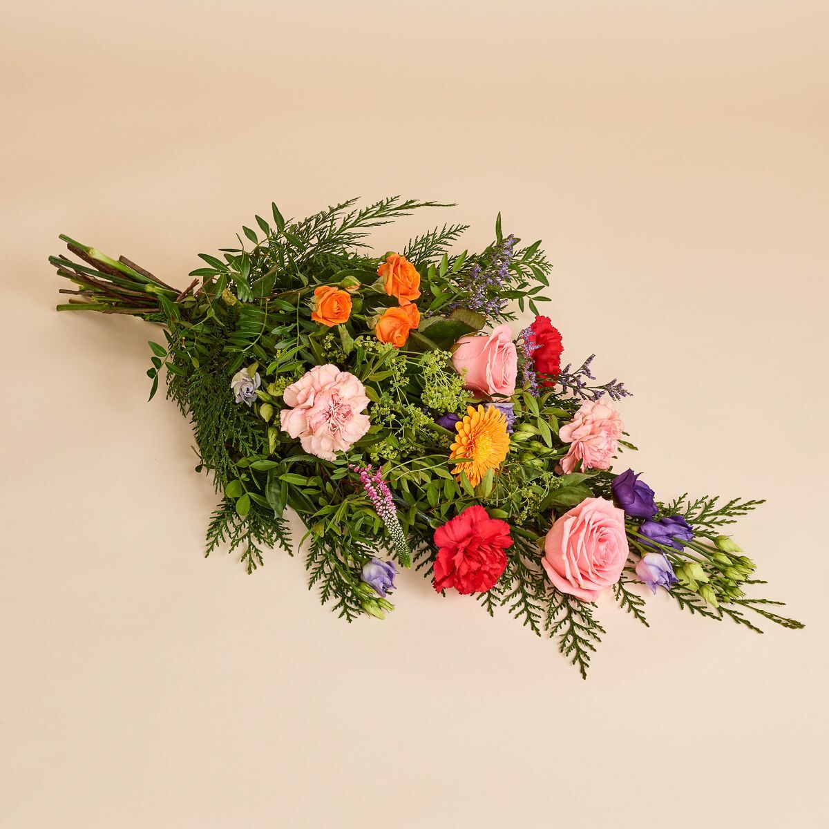 Bårebuket i livets farver  Send Blomster  Interflora