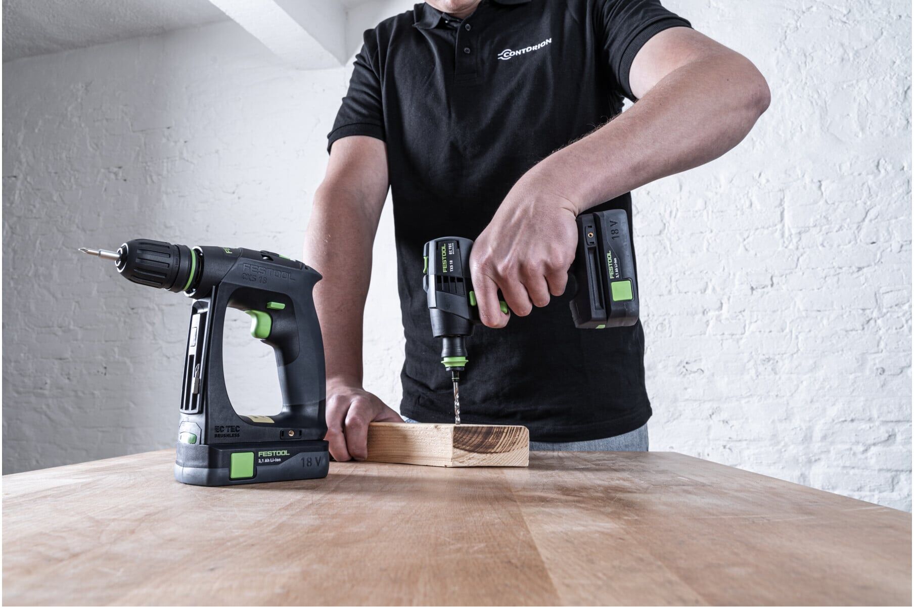 Festool TXS 18 C 3,0-Plus Akku-Bohrschrauber aus Kunststoff und Metall mit Schnellspannbohrfutter und Winkelvorsatz für Holz oder Metall, inklusive Akku (10.8 V / 3.0 Ah) und Ladegerät - 576895)
