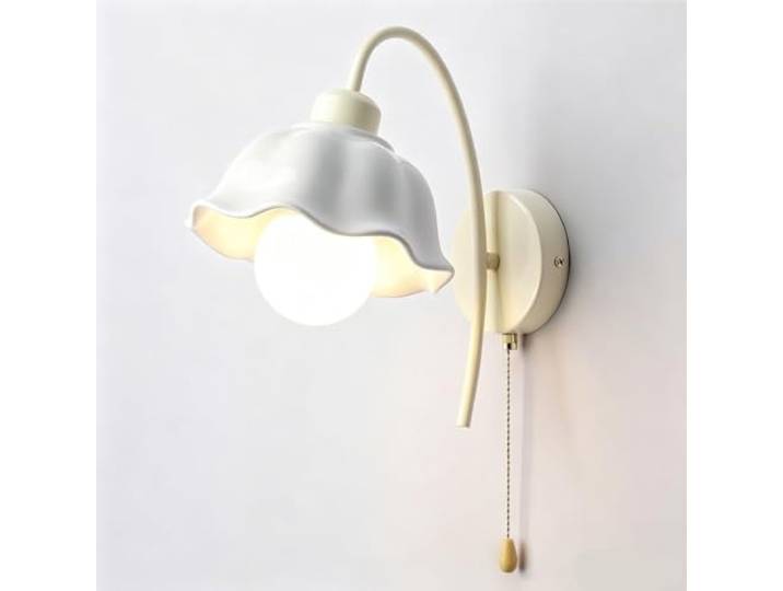 LUOYAOB Weiße Keramik-Wandleuchte, moderne Blumen-Wandleuchte mit Zugkettenschalter, französische cremefarbene milchweiße for Schlafzimmer, Nachttisch, Wohnzimmer, Café, Flur,E26/E27