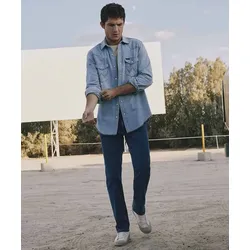 Wrangler Greensboro Jeans Straight Fit in Stonewash-W33 / L30
