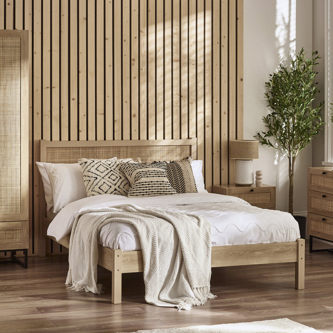 August Grove Gennaro Padstow Bed Oak UK King (150 x 200 cm)