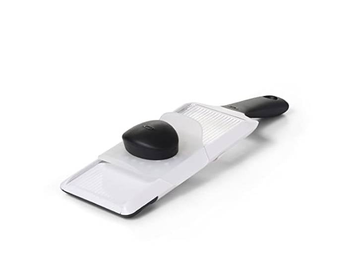 OXO Good Grips – Mandoline manuelle - Mandoline en inox à épaisseur de tranche réglable - Blanc