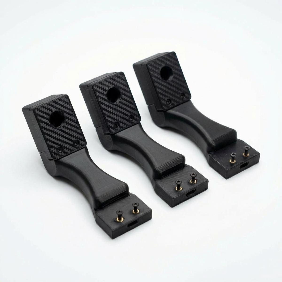 König Design Autodarts camerabevestiging voor Winmau Plasma, Carbon design, zonder camera
