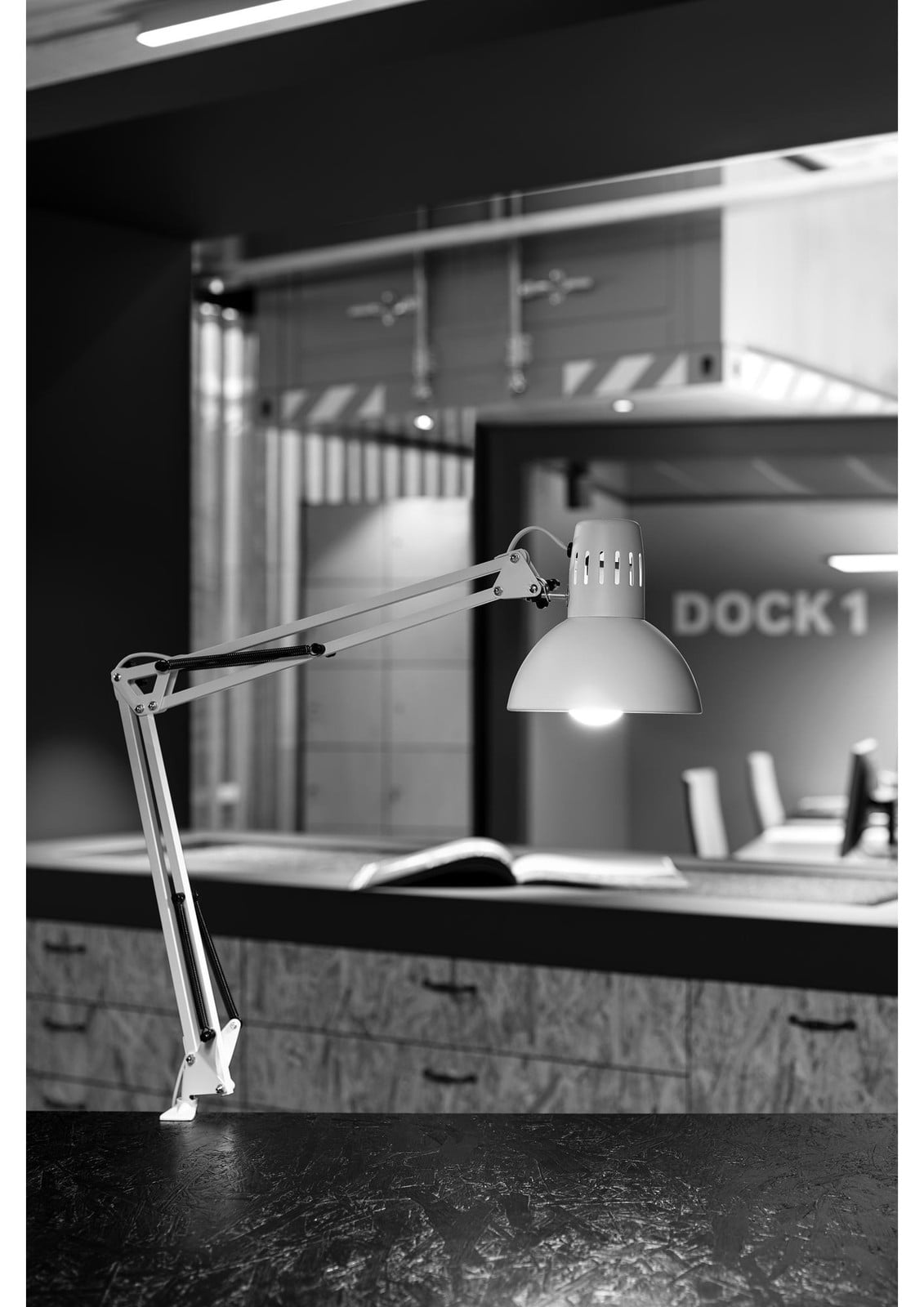 MAULstudy bureaulamp met klemvoet, E27 LED, 3.000 Kelvin, wit