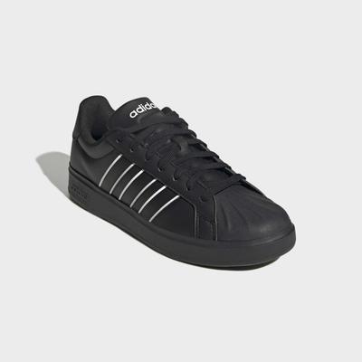adidas Sportswear "STREETTALK" inspiriert vom Design des adidas Superstar
