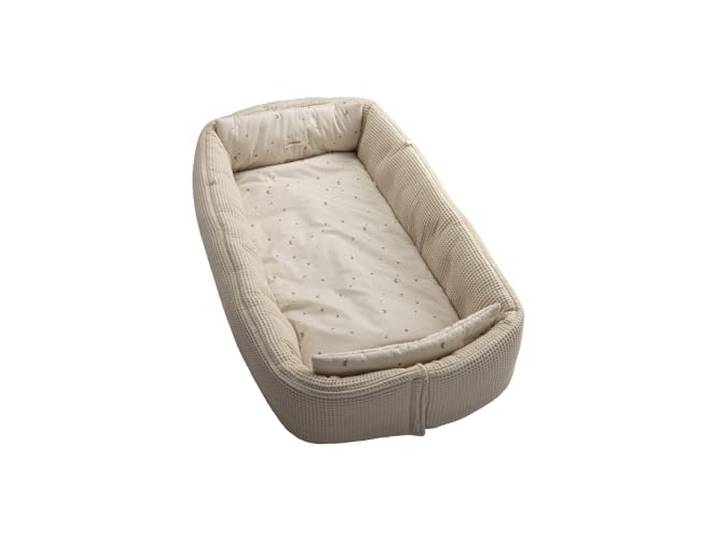 Babynest Ente Edda Lou zum Wenden, Kuschelnest für Neugeborene, als Krabbeldecke nutzbar,