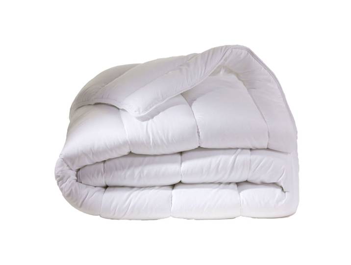 Couette chaude en polyester blanc 240x220cm