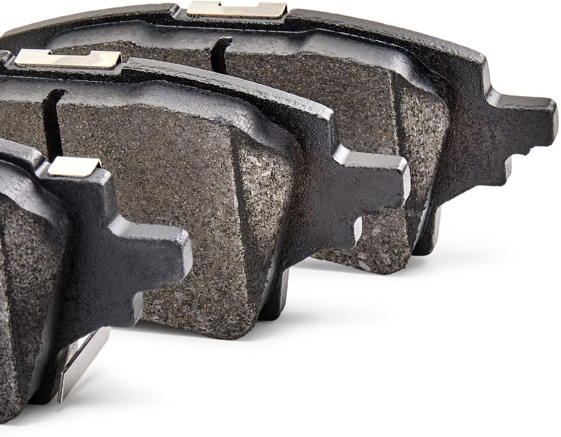 SWAG 33 10 6652 Brake pad set