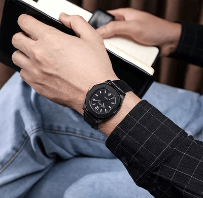 Inspire Essentials Casual Leather Strap Quartz Watch For Men black