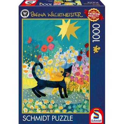 Katze im Blütenmeer