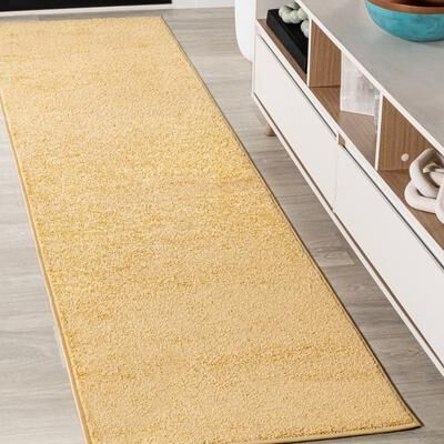 JONATHAN Y Tumbling Solid Low-Pile Area Rug