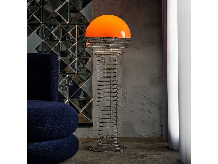 Wire Stehleuchte, chrom/orange - Verpan - Wohnzimmer - Design - Metall