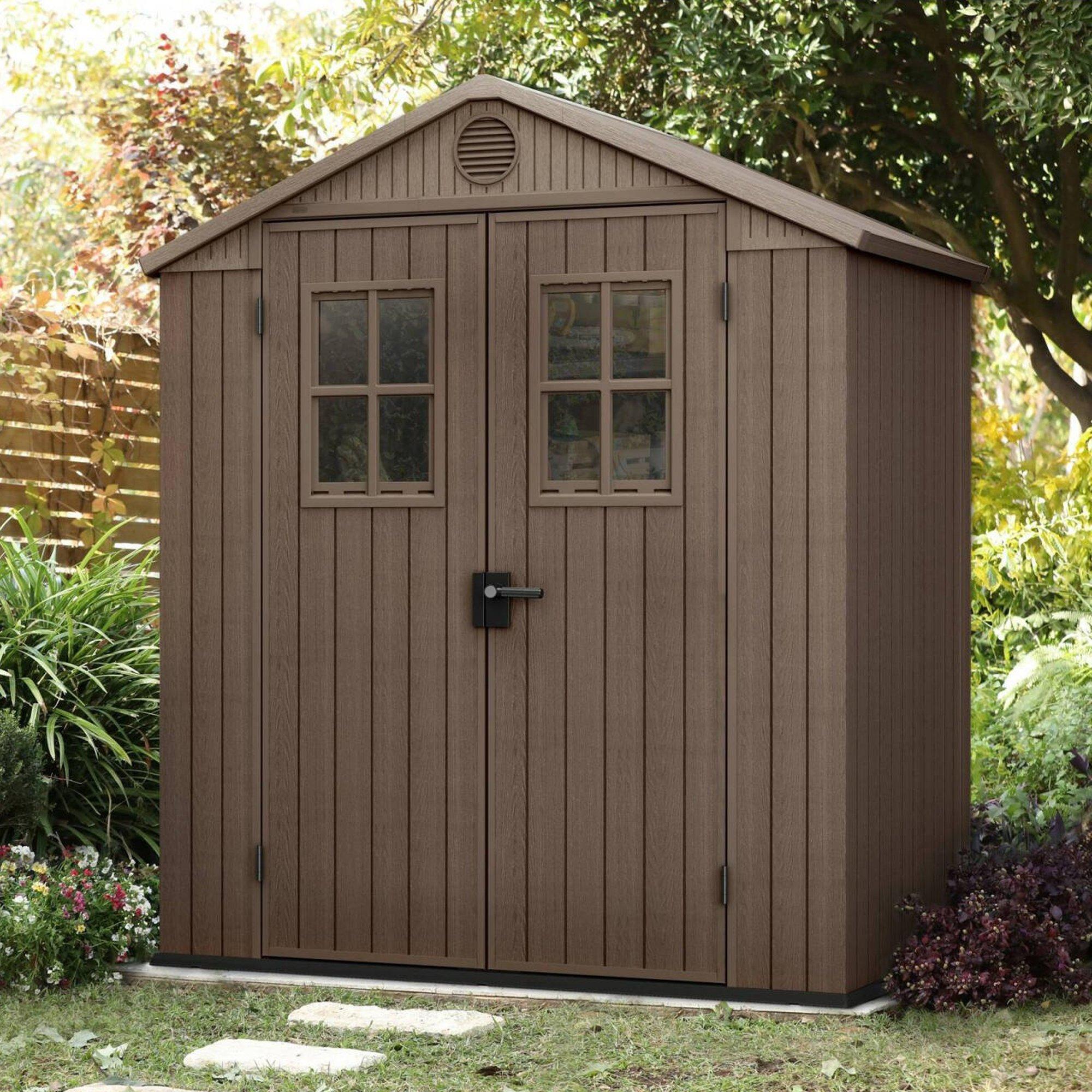 Dmora Gartenhaus Osoyoos 190x122x221h cm Braun, Wetterfest mit Fenstern