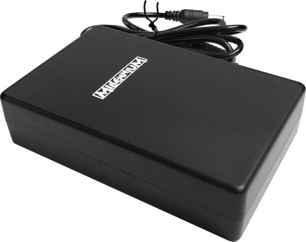 Millennium schaakcomputer Chess Volt M825