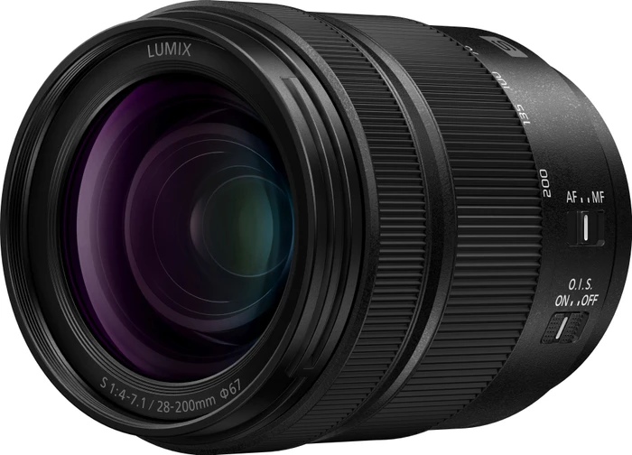Panasonic Lumix S 28-200mm f/4-7.1 Macro OIS