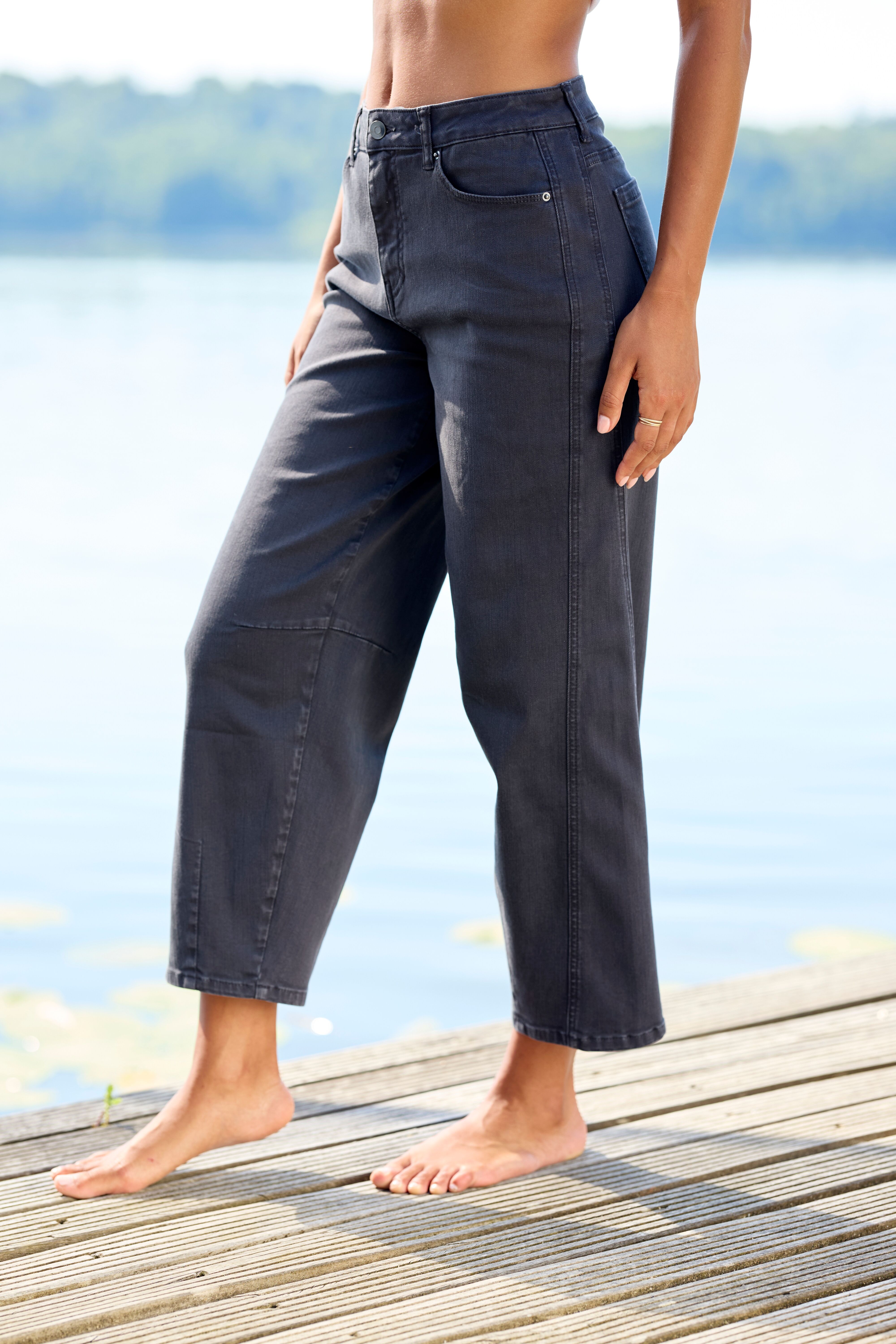 Ankle-Jeans BUFFALO "in modischem Barrel-Stil", Damen, Gr. 44, N-Gr, schwarz washed, Denim/Jeans, Obermaterial: 98% Baumwolle, 2% Elasthan, figurumspielend knöchelfrei, Jeans Ankle-Jeans, in angesagter Barrel-Form, lockeres Bein, bequem schwarz washed 44,