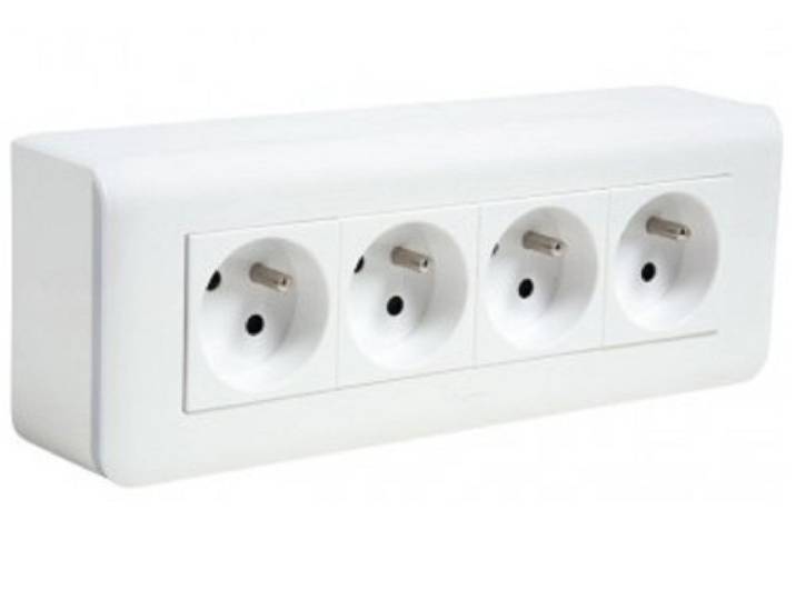 Legrand 200023 Quadruple Prise de Courant avec Plaque Mosaic + Cadre Saillie\, Blanc