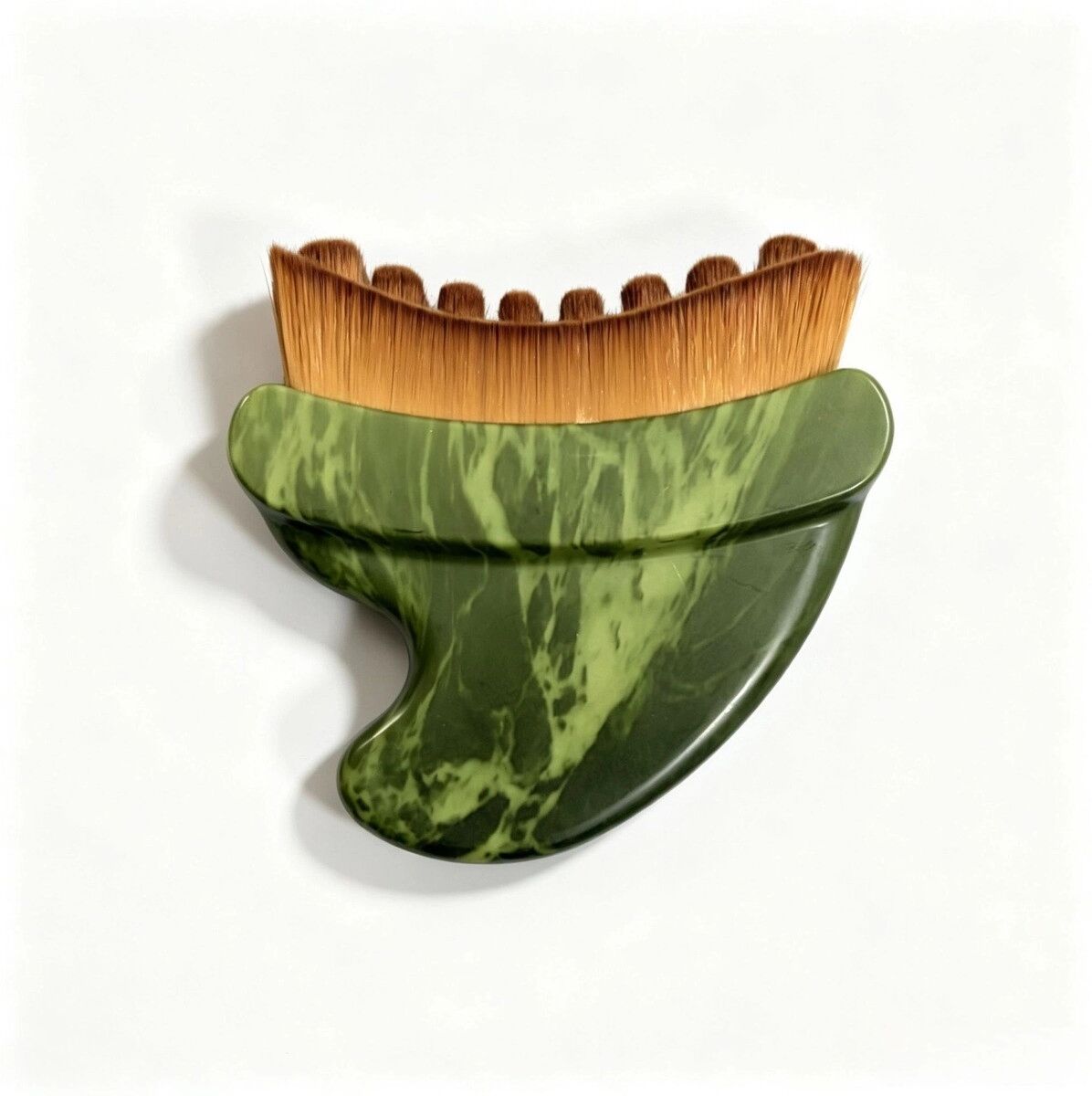 INF Lymphdrainage-Gesichtsbürste – Jade + Faser, Mondsichel-Design für Kinn- und Kieferkontur, Braun