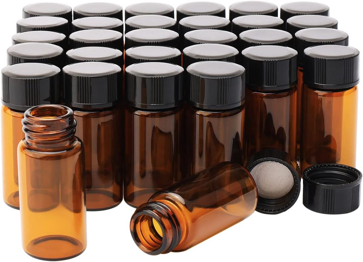 30 stuks Bruine glazen flessen met zwarte plastic schroefdop, 5ml lege vials voor essentiële oliën en opslag