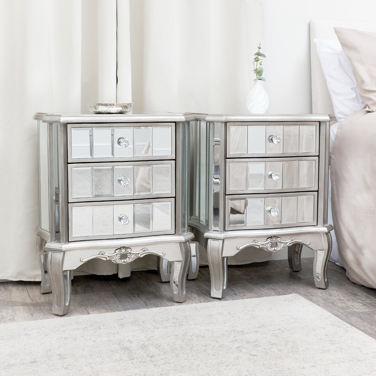 Silver Mirrored Chest of Drawers, Large Dressing Table Set & 3 Drawer Bedside Tables - Tiffany Range Glass, Wood