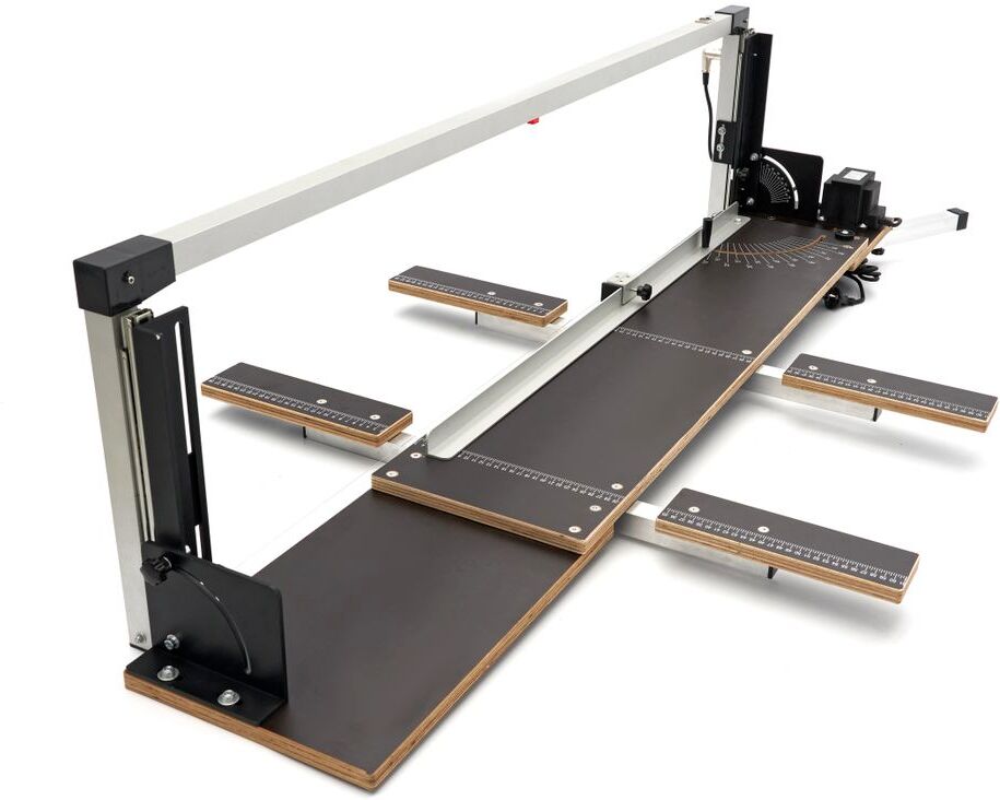 HBM 200 W Coupeur de mousse avec pieds