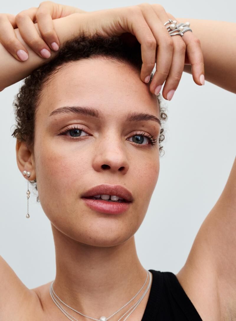 Pandora Timeless hopea helmi riipuskorvakorut 293152C01