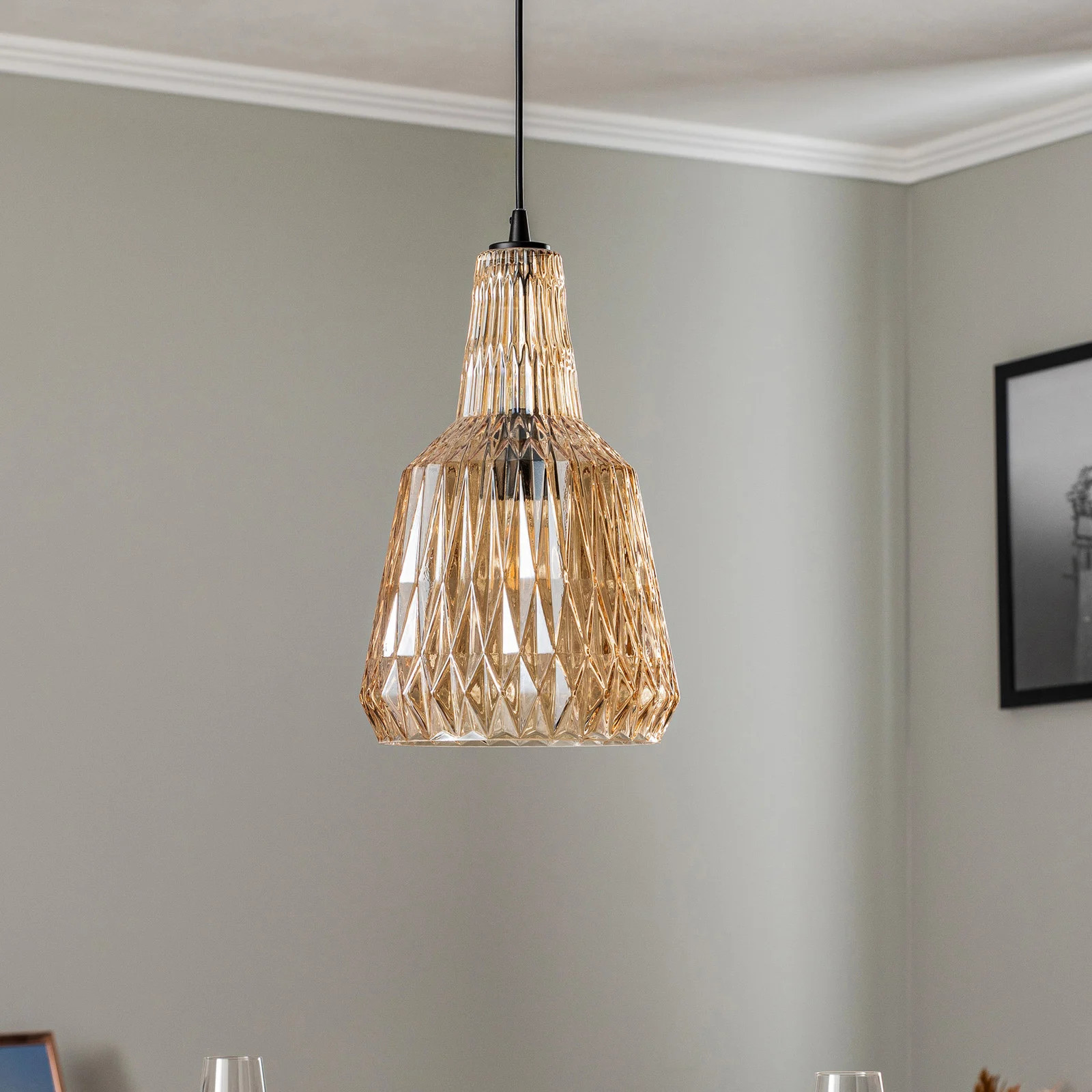 Lindby Belarion Hanglamp Amber en Beige - Glazen en Metalen Ronde Hanglamp voor Woonkamer of Eetkamer - Dimbaar
