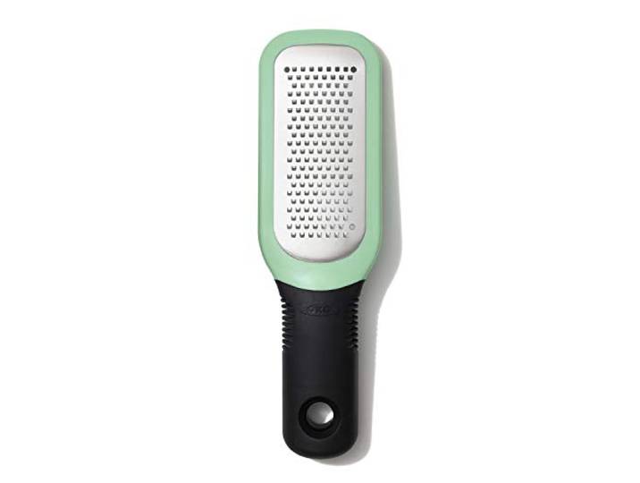 OXO Good Grips Ingwer- und Knoblauchreibe aus geätztem Edelstahl