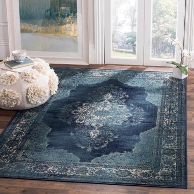 SAFAVIEH Vintage Shirley Oriental Distressed Rug
