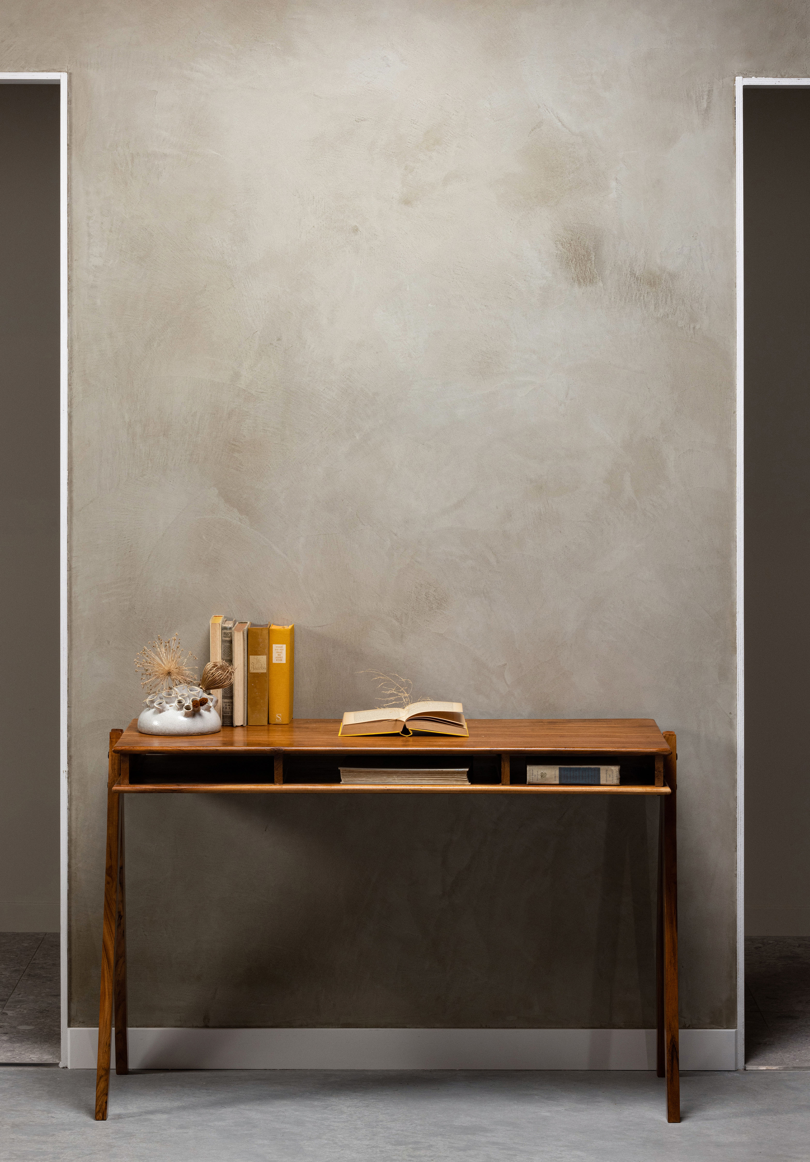 Schreibtisch WOOOD "Compartment aus Akazienholz mit drei offenen Fächern 120x50x78 cm", braun, B:120cm H:78cm T:50cm, Tische, Schreibtisch, Tragkraft Blatt 25 kg, einfach zu montieren, sichtbare Maserung braun B/H/T: 120cm x 78cm x 50cm