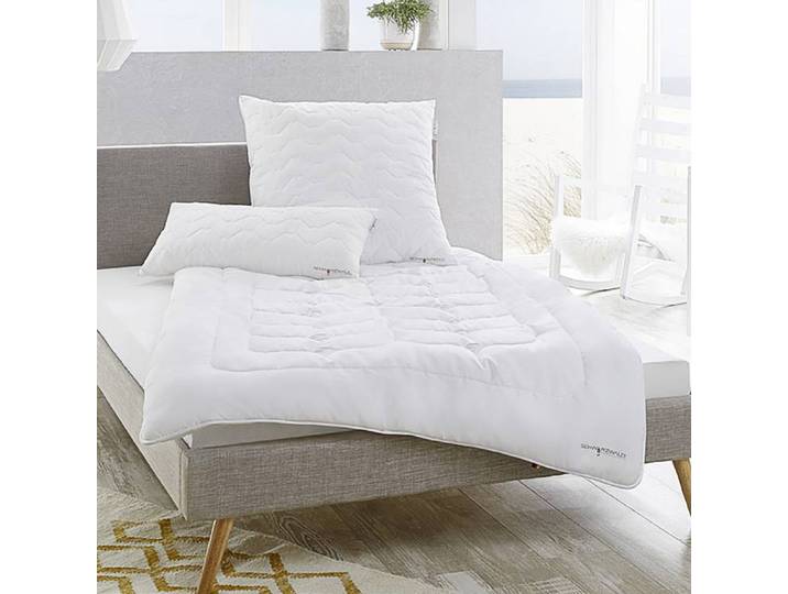 Couette naturelle extra légère Selma 155 x 220cm Blanc/Blanc Satin mako