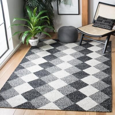 SAFAVIEH Handmade Kilim Tellervo Flatweave Wool Rug