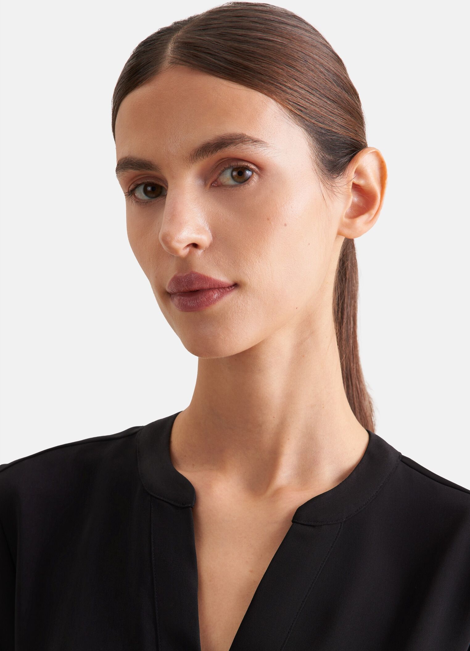 Klassische Bluse SEIDENSTICKER "Schwarze Rose", Damen, Gr. L (40), schwarz, 100% Polyester, unifarben, regular fit, ohne Ausschnitt, Blusen Klassische Bluse, Tunika Uni schwarz L (40)