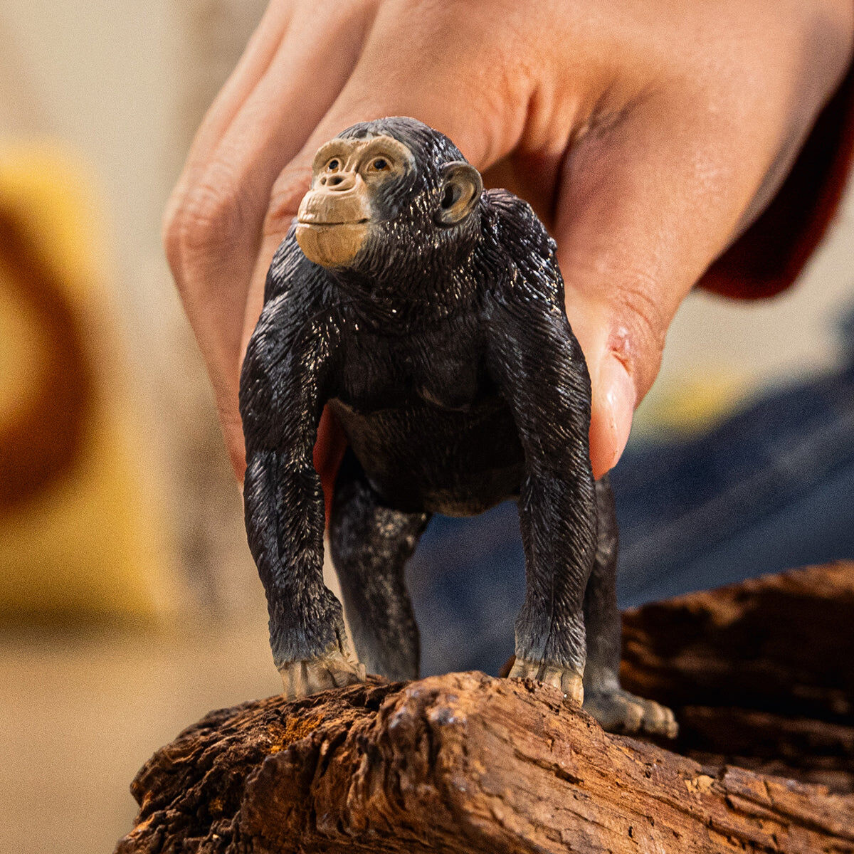 Schleich Wild Life Chimpanzee Animal Figure, 7.7 cm x 4.15 cm x 6.1 cm, for Kids