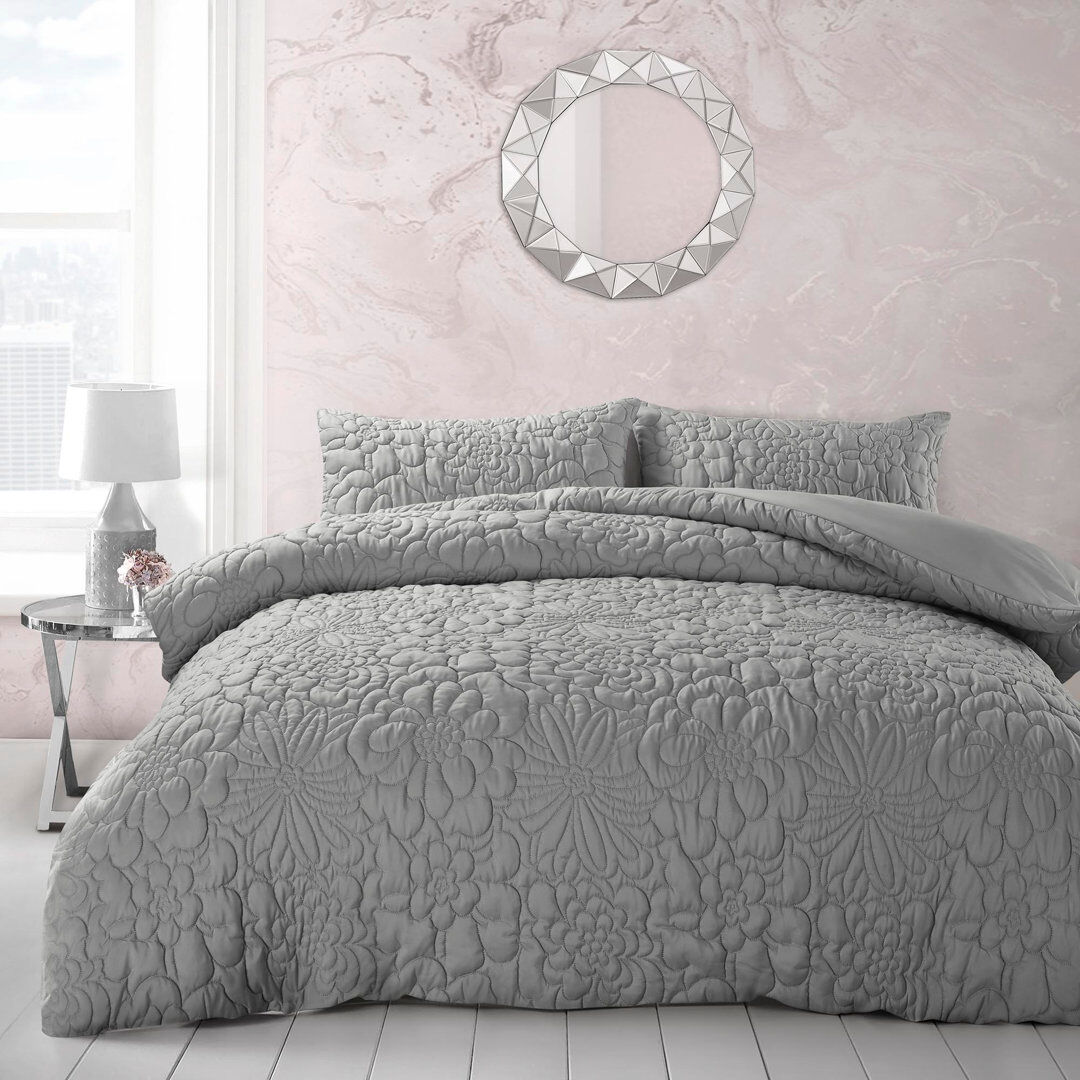 Marlow Home Co. 3d Embossed Chunky Floral Pattern Duvet Set Gray 220 x 260 cm