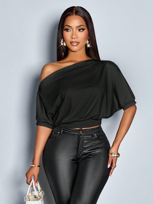 Universal Stock Elegant Asymmetrical Top For Women Pleated Shoulder Off Shoulder Fitted Summer T Shirt m