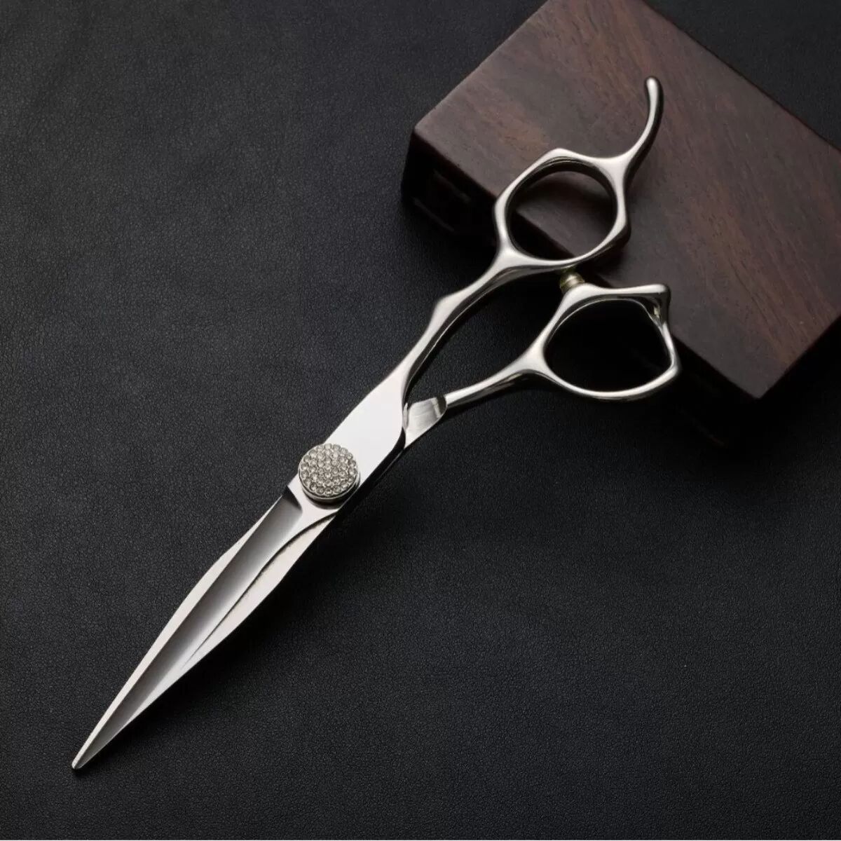 INF Professionelles Haarschneidescheren-Set 108 Silber — CNC Bearbeitet 9CR13 Edelstahl, Ergonomische Salon-Scheren