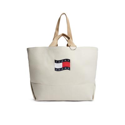 Tragetasche TOMMY JEANS "TJW WAVE FLAG MED TOTE", Gr. B/H/T: 61cm x 39cm x 27cm, beige, Baumwolle, Taschen, Unisex Tragetasche, Umhängetasche, Shopper, Henkeltasche im Used-Look