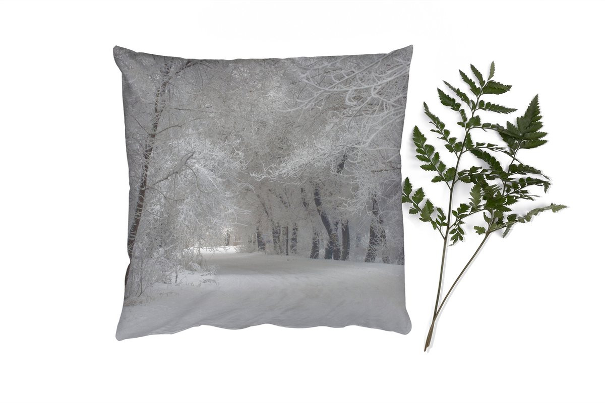 PillowMonkey Sierkussen met Winterse Bomen en Sneeuw - 40 x 40 cm